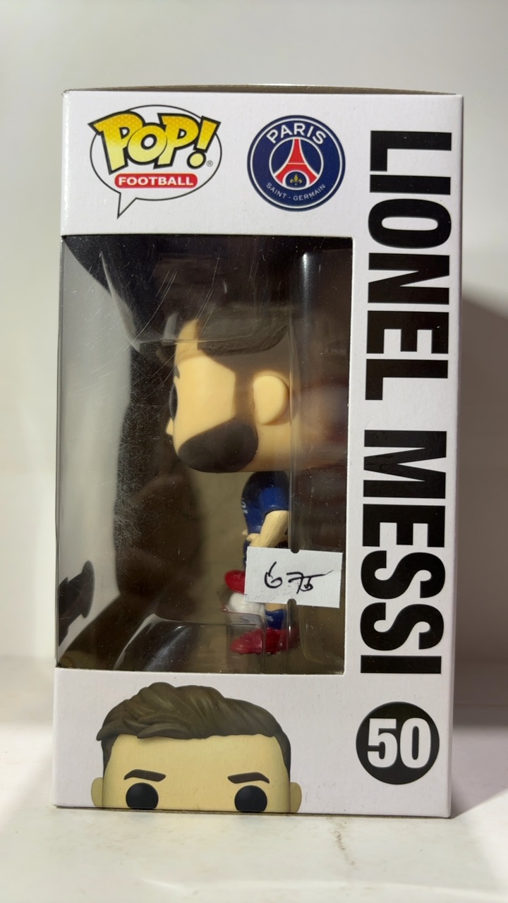 Lionel Messi - Image 4